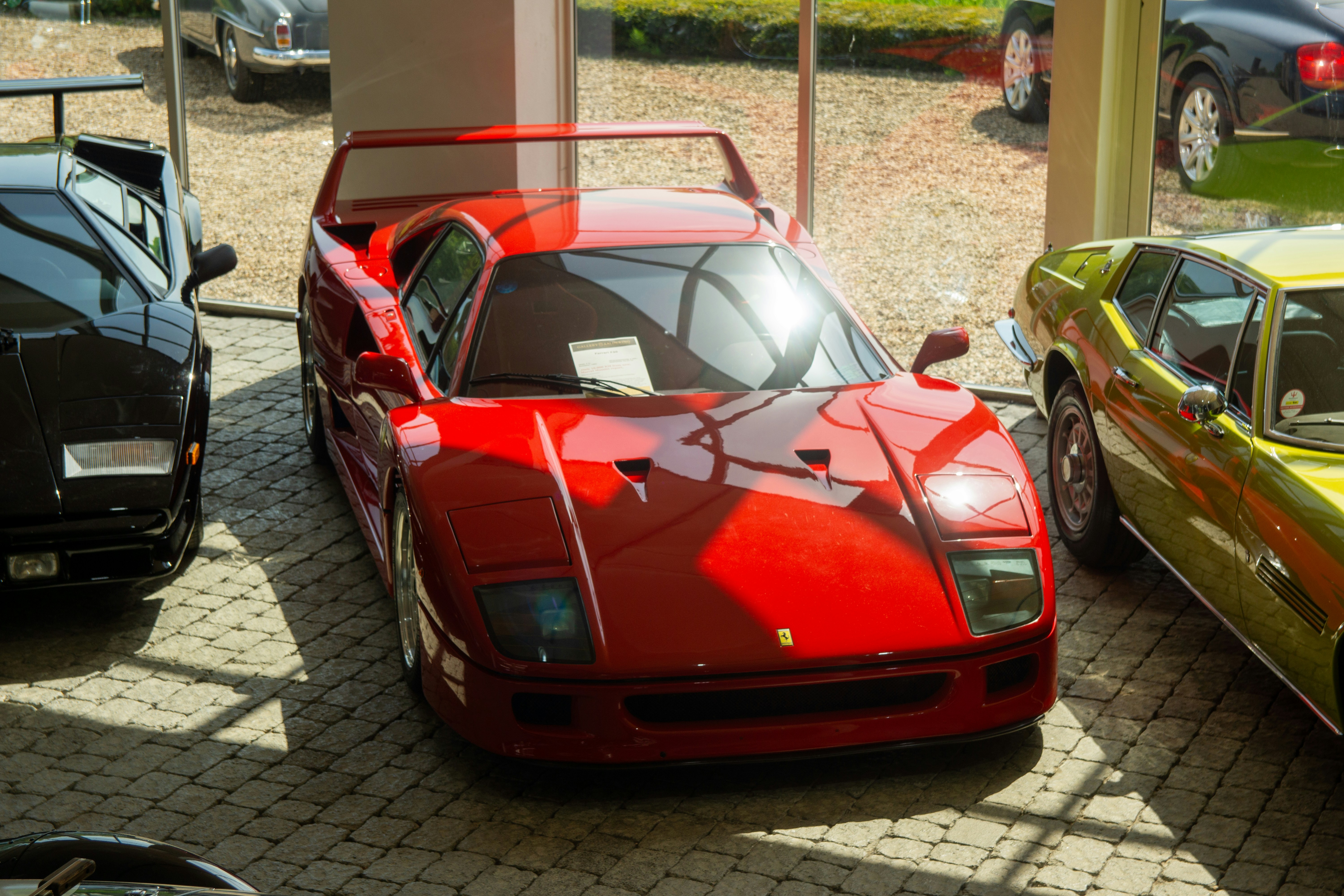 Ferrari F40 front